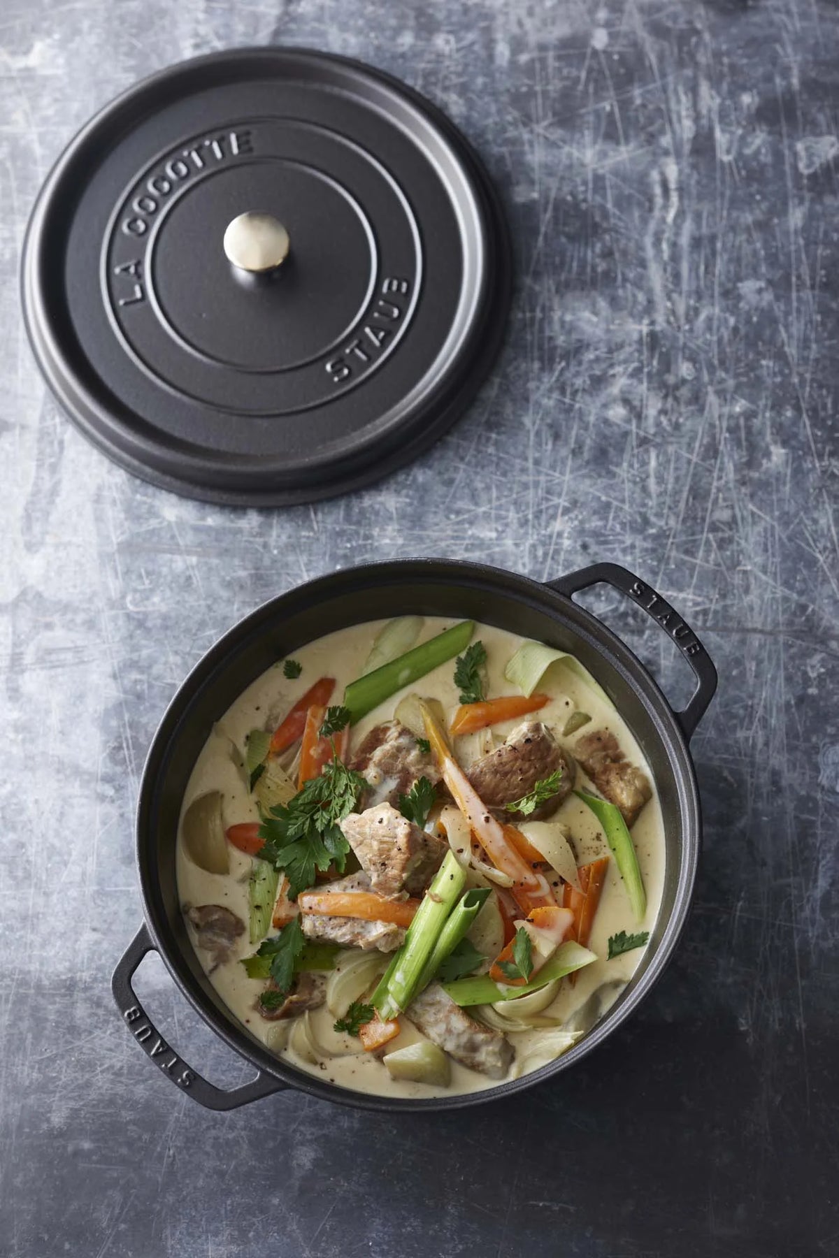 Staub Cast Iron 7-qt Round Cocotte - Grenadine