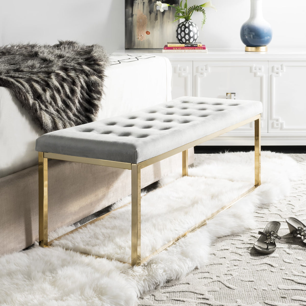 SAFAVIEH Reynolds Contemporary Modern Glam Tufted Bench, Black/Brass