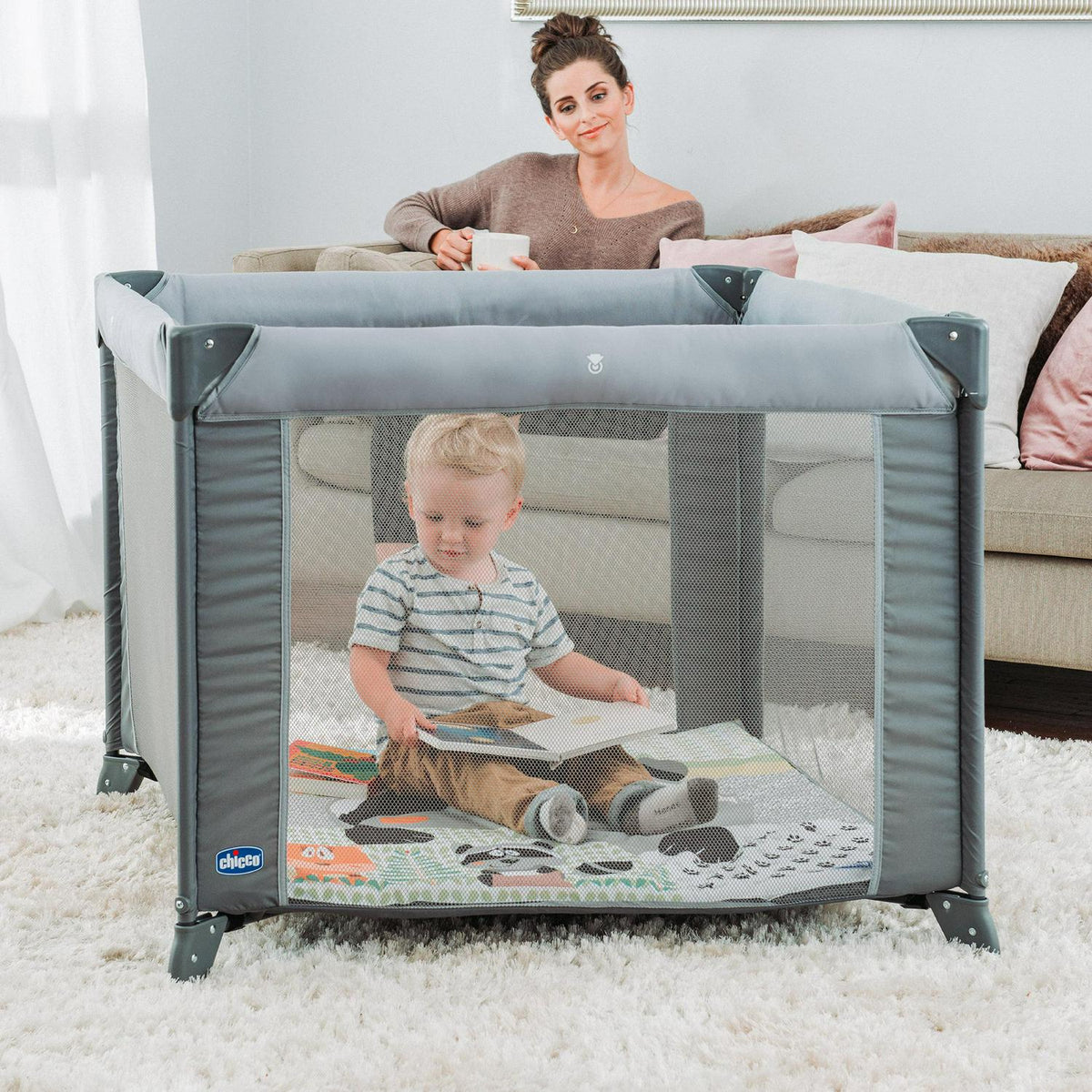 Chicco Tot Quad Portable Square Baby Playpen - Honey Bear (Grey)